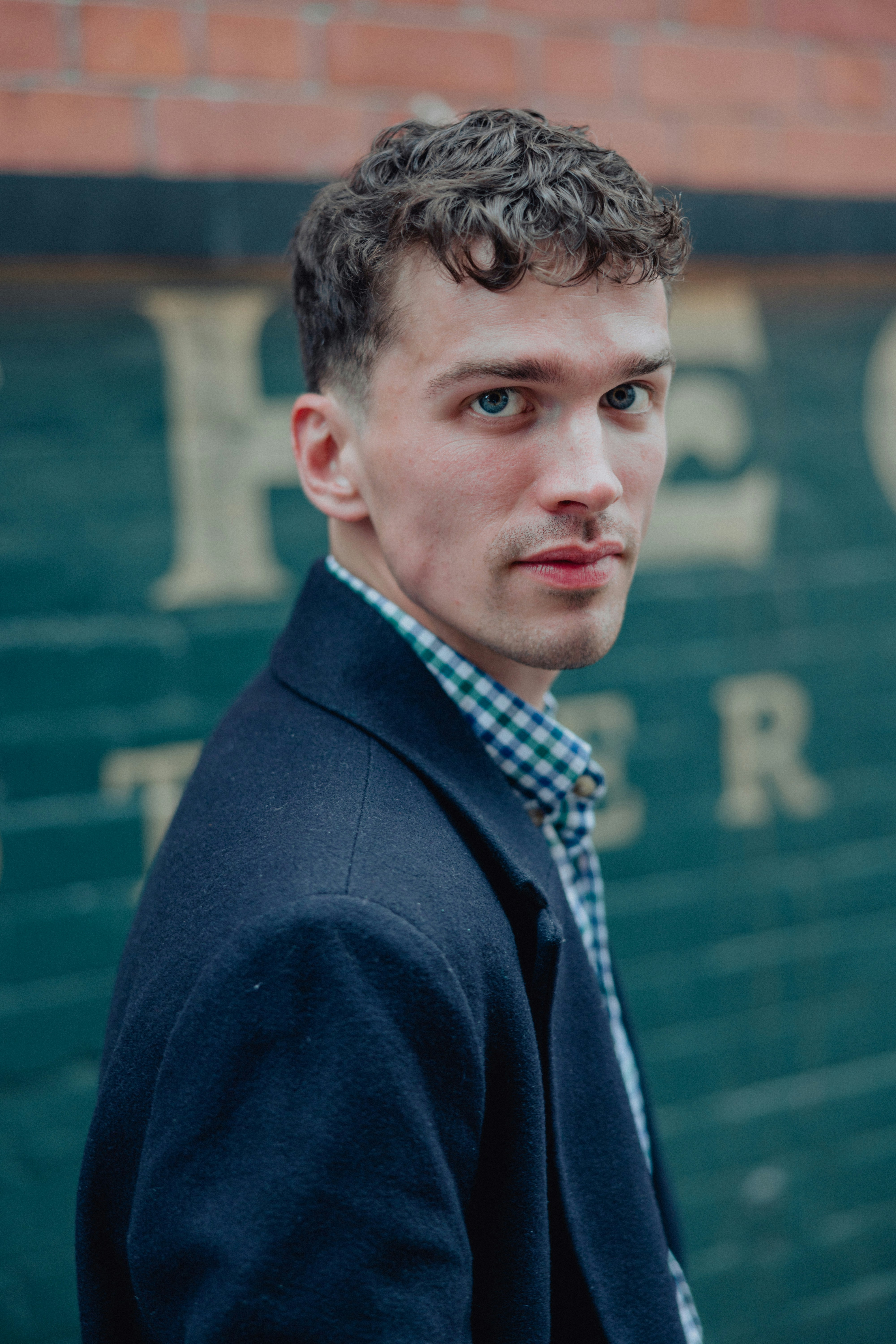 Retrato profesional de Javi Morales, artista 3D